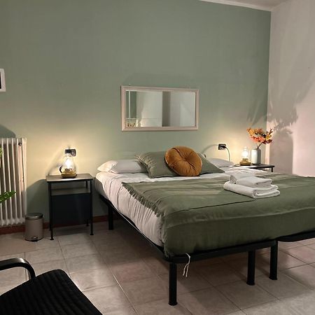 Accogliente Stanza Privata Con Bagno Privato - Daniele'S House Lejlighed San Donato Milanese Eksteriør billede